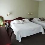 Du Manoir Hotel 2*