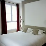 Du Manoir Hotel 2*