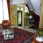 Du Manoir 2* Tours
