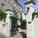 Du Manoir 2* Tours