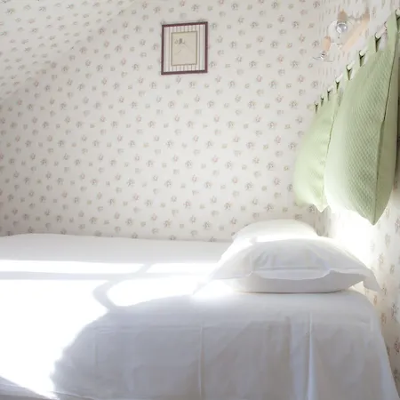 호텔 뒤 마누아 투르