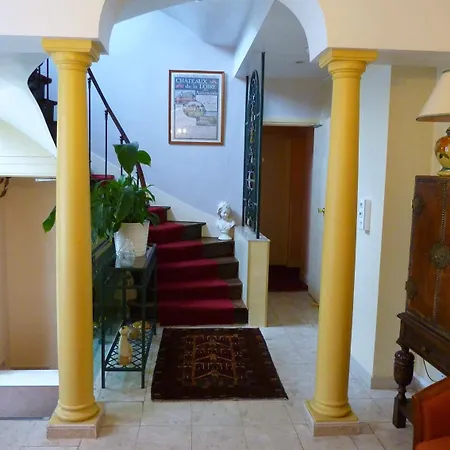 뒤 마누아 2* 투르