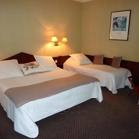 Du Manoir Hotel 2*