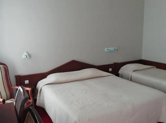 Hotel Du Manoir Tours