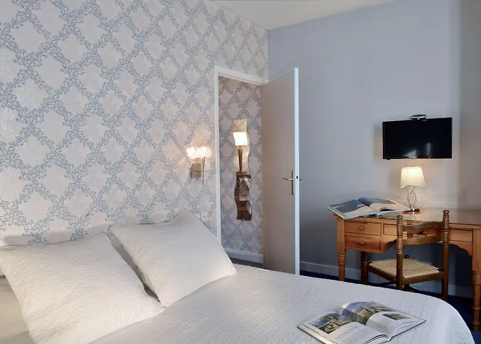 Hotel Du Manoir Tours