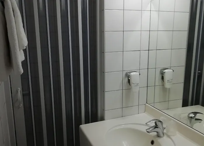 杜马诺尔酒店 酒店